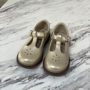 Formate’s Mary Jane shoes 8 toddler NWOT